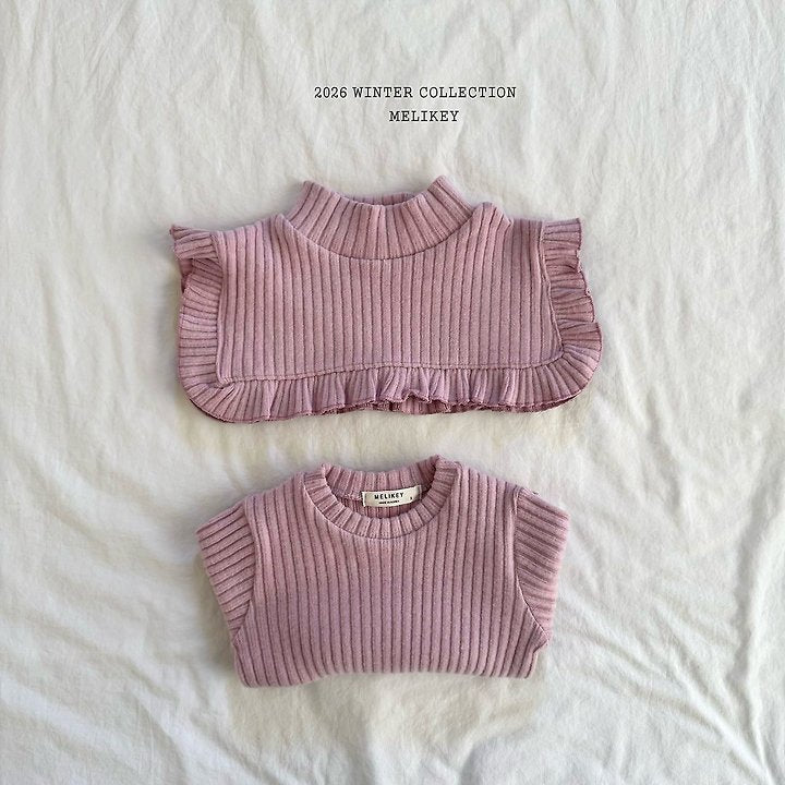 [PRE-ORDER] Cape + Frill T-Shirts