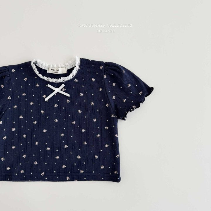 [PRE-ORDER] May Floral T-Shirts