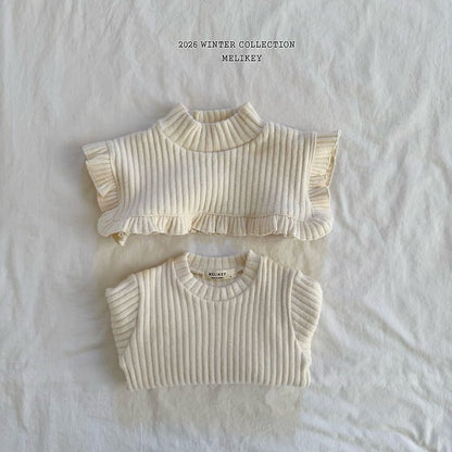 [PRE-ORDER] Cape + Frill T-Shirts