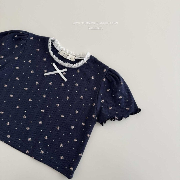 [PRE-ORDER] May Floral T-Shirts