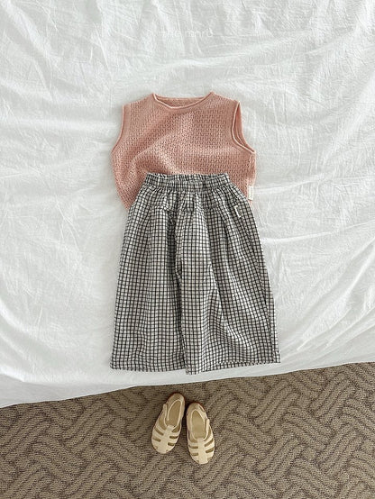 [PRE-ORDER] Eyelet Sweater Vest Top