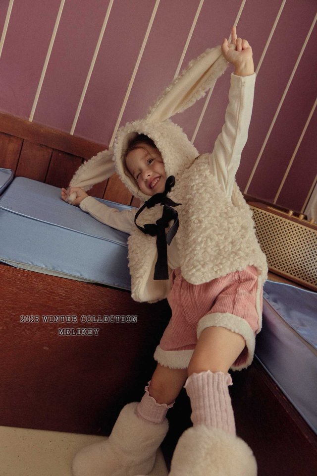 [PRE-ORDER] Rabbit Sherpa Hat