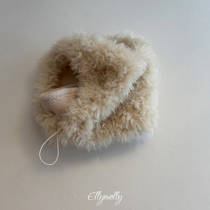 [PRE-ORDER] Fluffy Hoodie Warmer