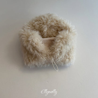 [PRE-ORDER] Fluffy Hoodie Warmer