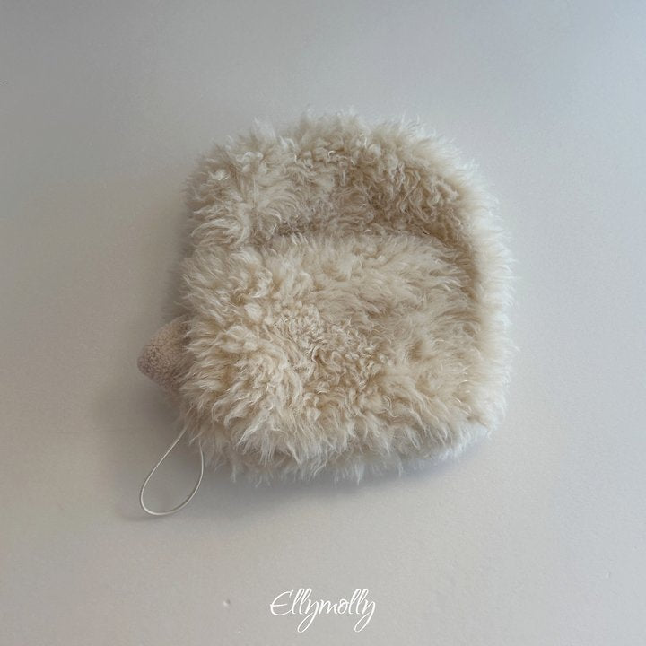 [PRE-ORDER] Fluffy Hoodie Warmer