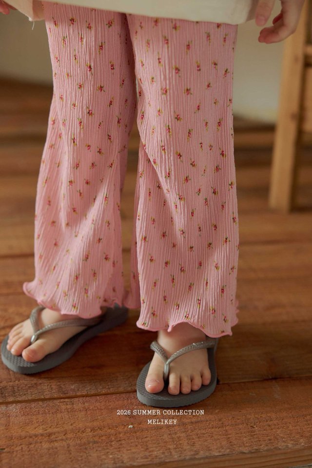[PRE-ORDER] Floral Pleats Pants