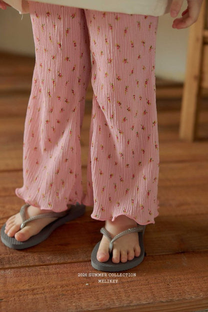 [PRE-ORDER] Floral Pleats Pants