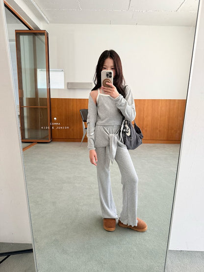 [PRE-ORDER] Ribbed Span Boot-Cut Pants