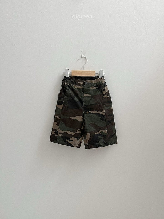 [PRE-ORDER] Camo Bermuda Pants