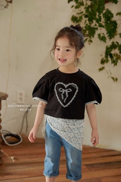 [PRE-ORDER] Heart Ribbon T-Shirts