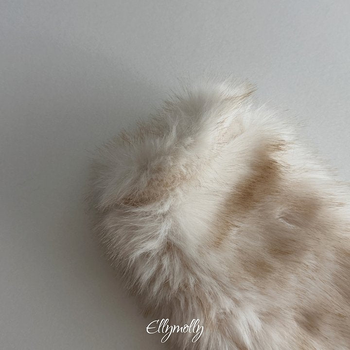 [PRE-ORDER] Coco Fur Warmer