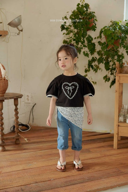 [PRE-ORDER] Heart Ribbon T-Shirts