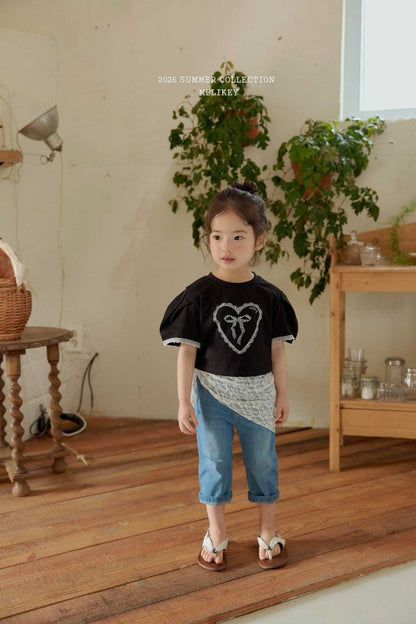 [PRE-ORDER] Heart Ribbon T-Shirts