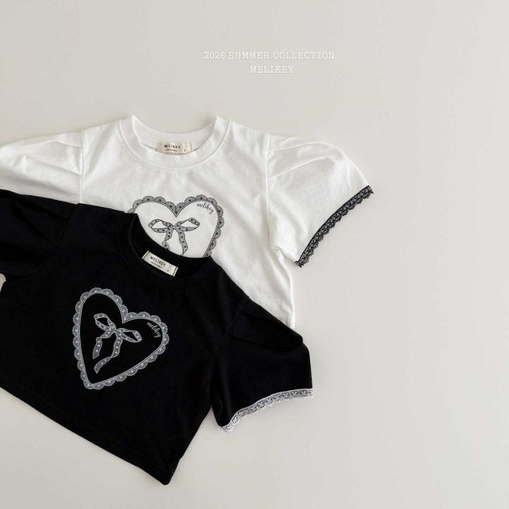 [PRE-ORDER] Heart Ribbon T-Shirts