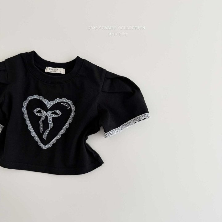 [PRE-ORDER] Heart Ribbon T-Shirts