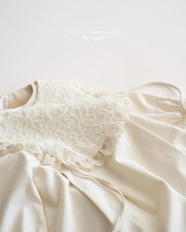 [PRE-ORDER] Cream Dress