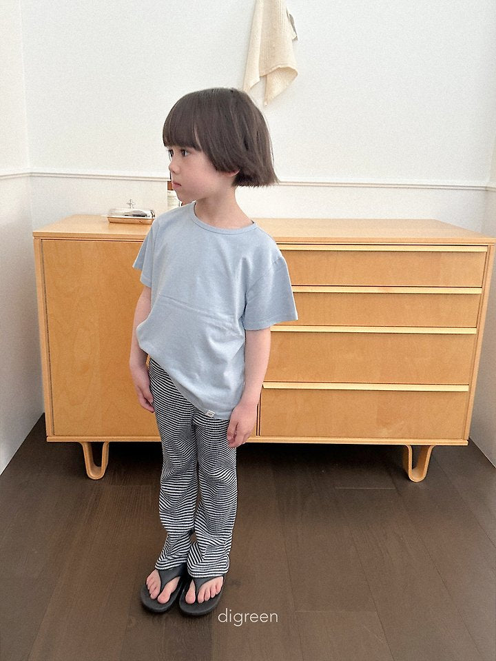 [PRE-ORDER] Layered T-Shirts