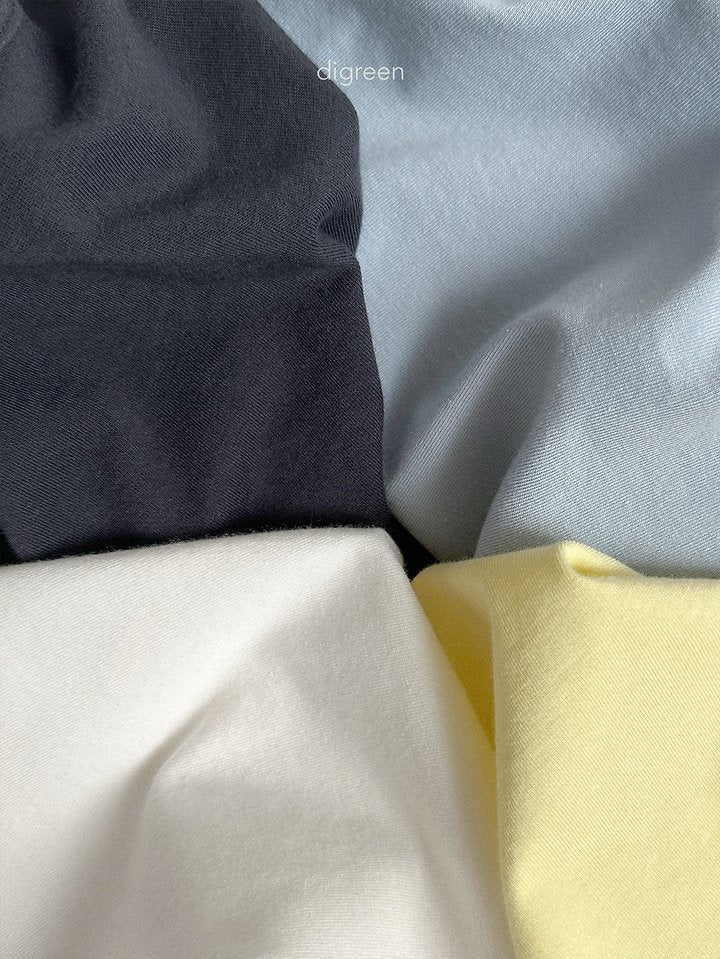 [PRE-ORDER] Layered T-Shirts