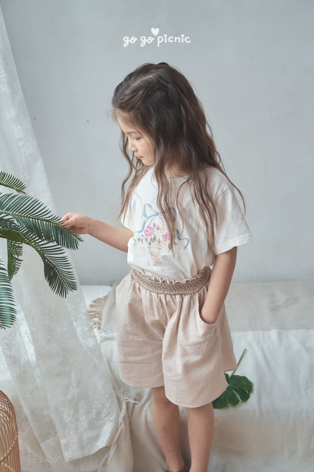 [PRE-ORDER] Mos Flared Shorts