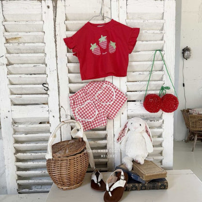 [PRE-ORDER] Strawberry Patch T-Shirts