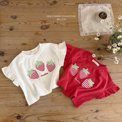 [PRE-ORDER] Strawberry Patch T-Shirts