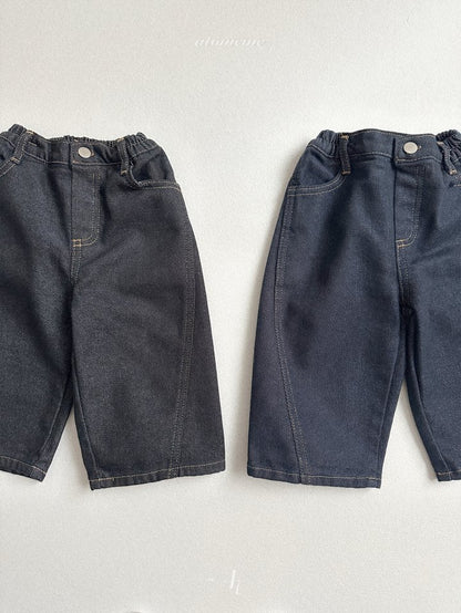 [PRE-ORDER] None Fade Curved Denim Pants