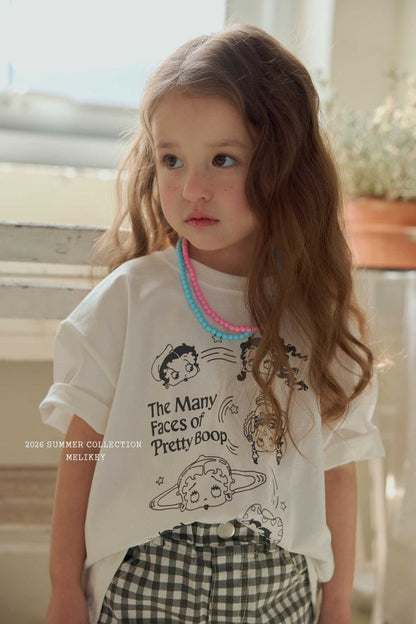[PRE-ORDER] Diva Betty T-Shirts