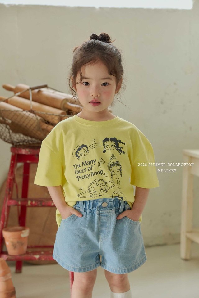 [PRE-ORDER] Diva Betty T-Shirts
