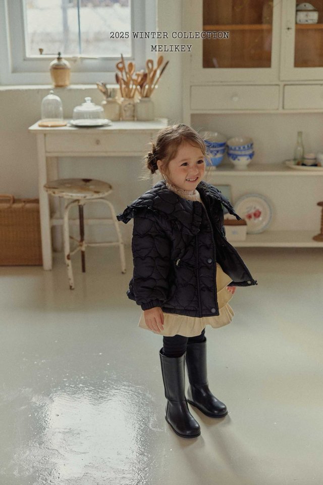 [PRE-ORDER] Heart Quilted Jacket