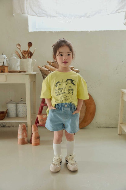 [PRE-ORDER] Diva Betty T-Shirts