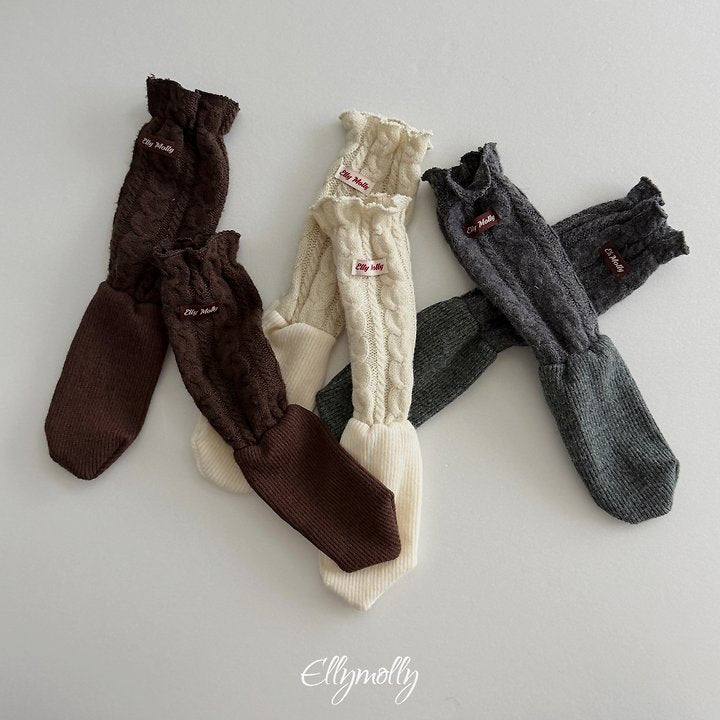 [PRE-ORDER] Twist Wool Socks