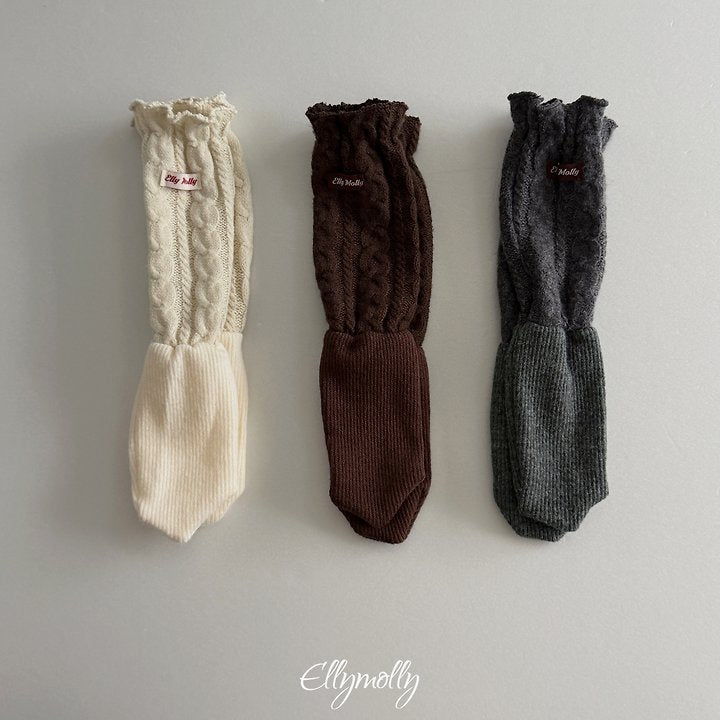 [PRE-ORDER] Twist Wool Socks
