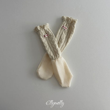 [PRE-ORDER] Twist Wool Socks