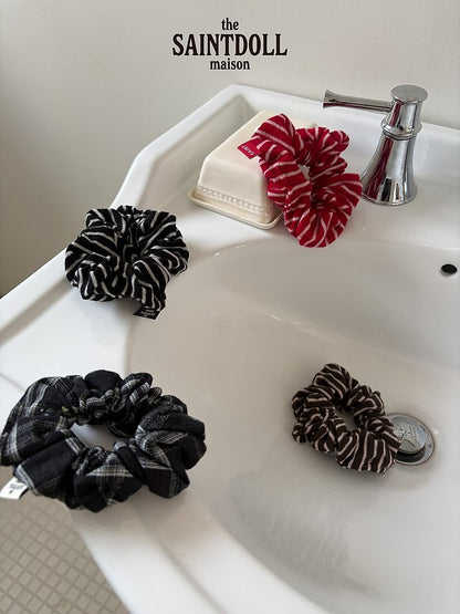 [PRE-ORDER] Pattern Scrunchie