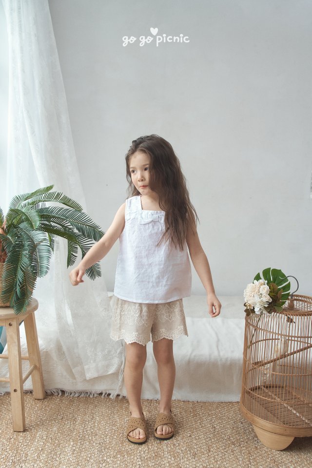 [PRE-ORDER] Joy Lace Shorts