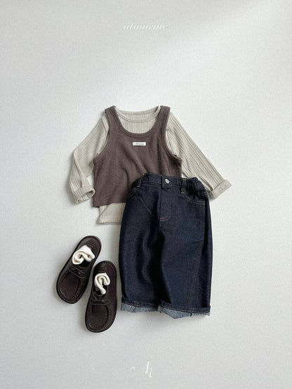 [PRE-ORDER] None Fade Curved Denim Pants