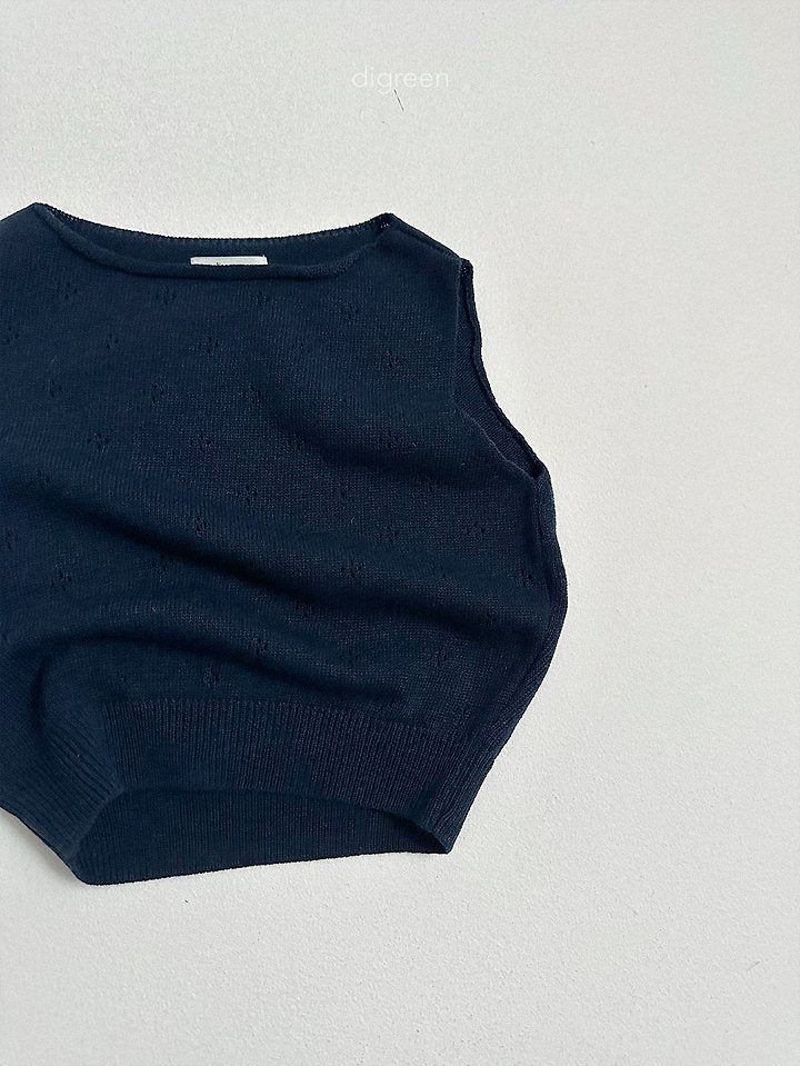 [PRE-ORDER] Muse Sweater Vest