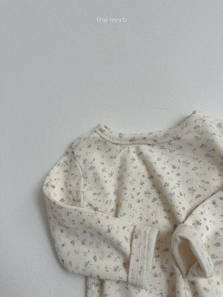 [PRE-ORDER] Cotton Eyelet T-Shirts
