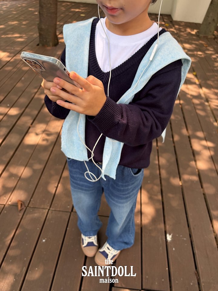 [PRE-ORDER] V Neck Sweater Top (Mom Couple)