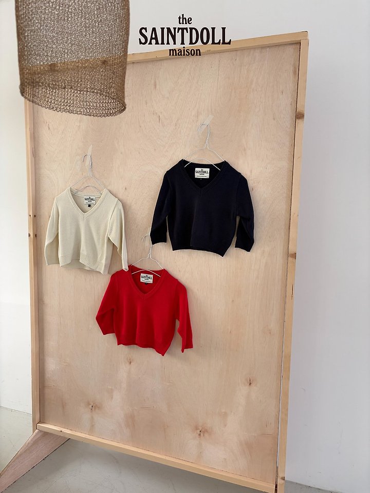 [PRE-ORDER] V Neck Sweater Top (Mom Couple)