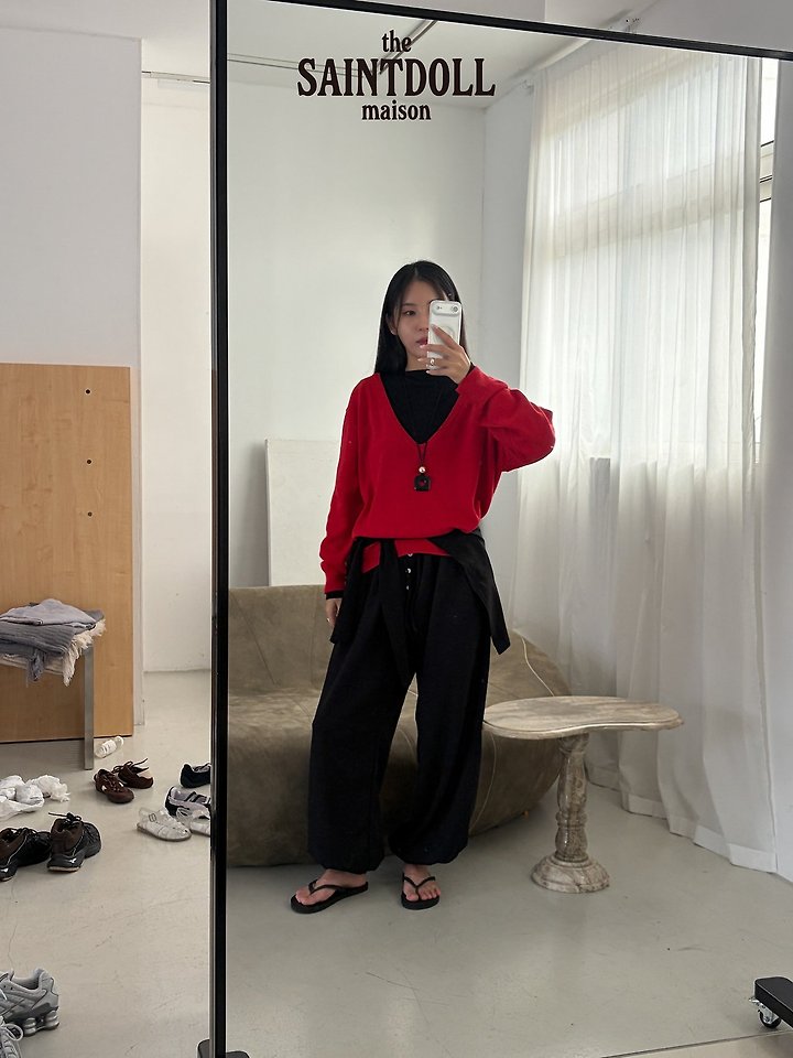 [PRE-ORDER] V Neck Sweater Top (Mom Couple)