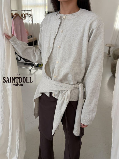 [PRE-ORDER] Classic Cardigan (Mom Couple)