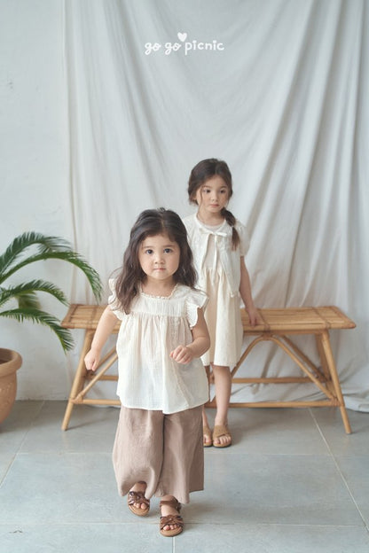 [PRE-ORDER] Colla Flared Pants