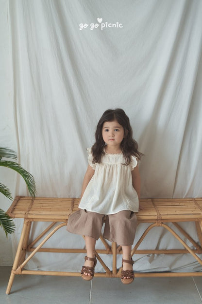 [PRE-ORDER] Colla Flared Pants