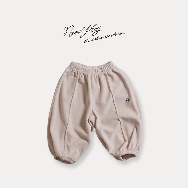 [PRE-ORDER] Velour Jogger