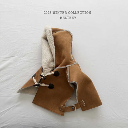 [PRE-ORDER] Shearling Hoodie Cape