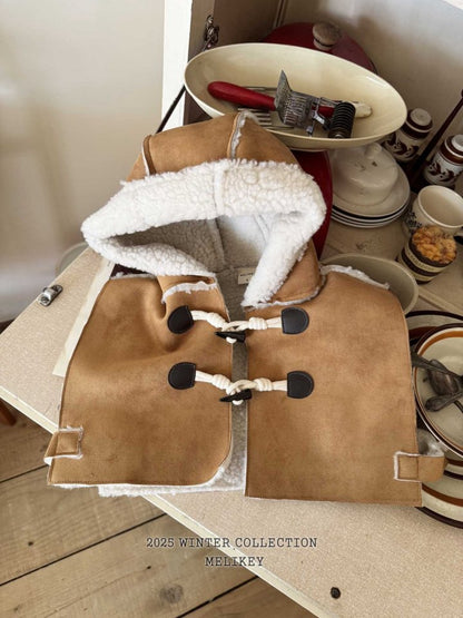 [PRE-ORDER] Shearling Hoodie Cape