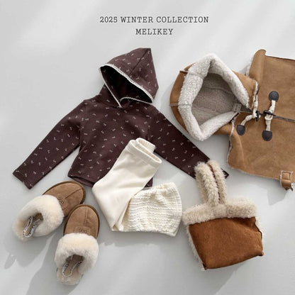 [PRE-ORDER] Shearling Hoodie Cape