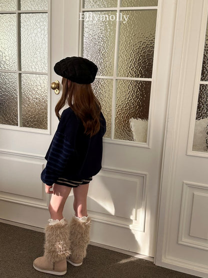 [PRE-ORDER] Star Circle Sweatshirts