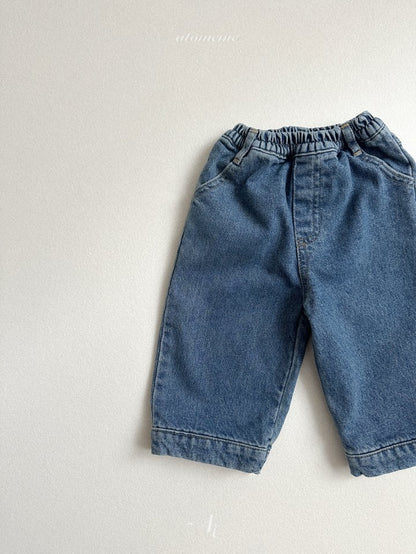 [PRE-ORDER] Half Slit Denim Pants